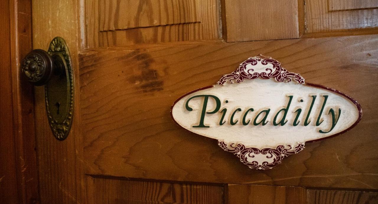 Sweetwater Branch Inn Гейнсвил Екстериор снимка