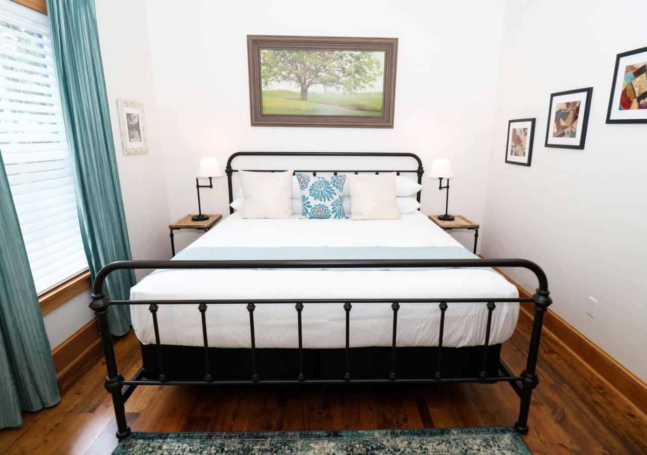 Sweetwater Branch Inn Гейнсвил Екстериор снимка
